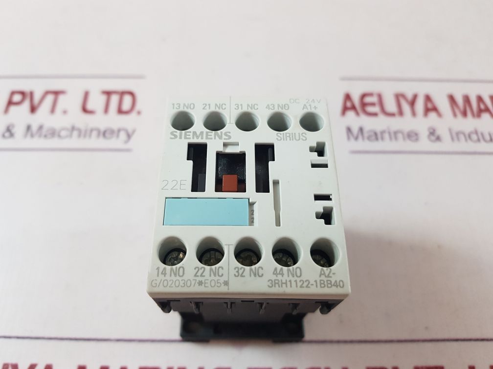Siemens 3Rh1122-1Bb40 Contactor
