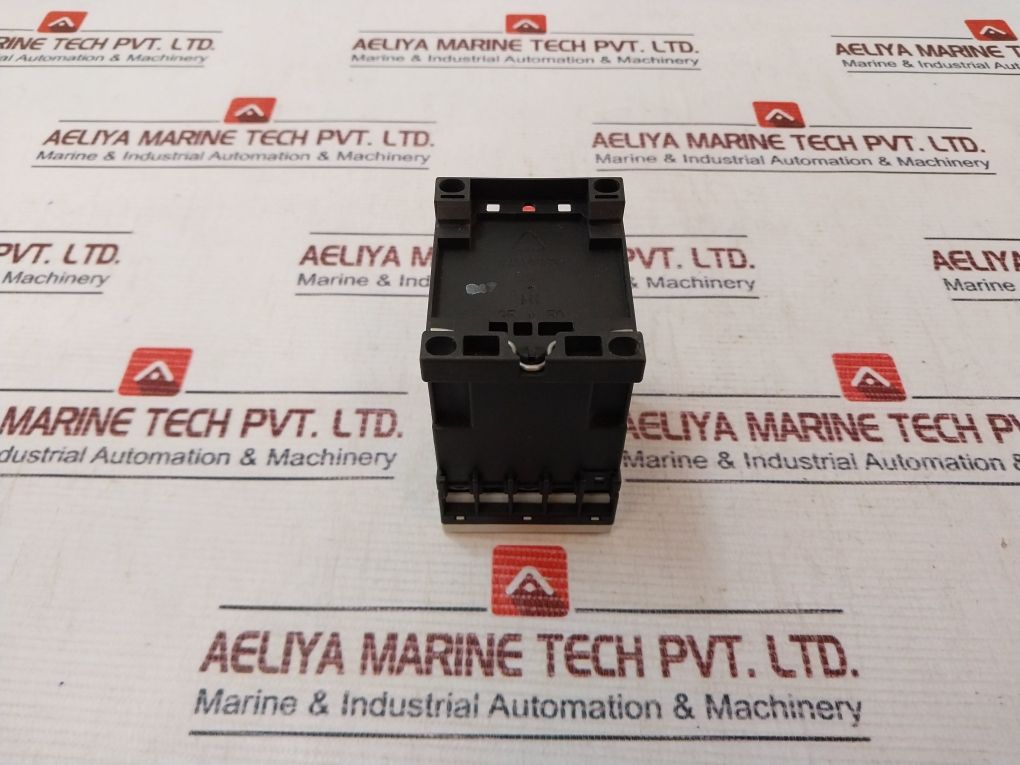 Siemens 3Rh1131-1Ap00 Contactor Relay 230V 50/60Hz