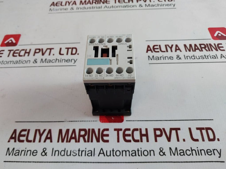 Siemens 3Rh1131-1Bb40 Contactor Relay
