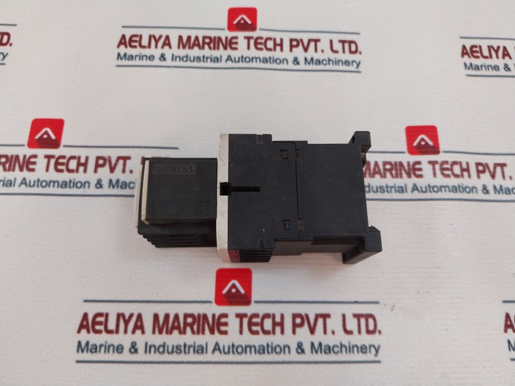 Siemens 3Rh1140-1Bb40 Auxiliary Contactor With 3Rh1911-1Ga22 Contact Block
