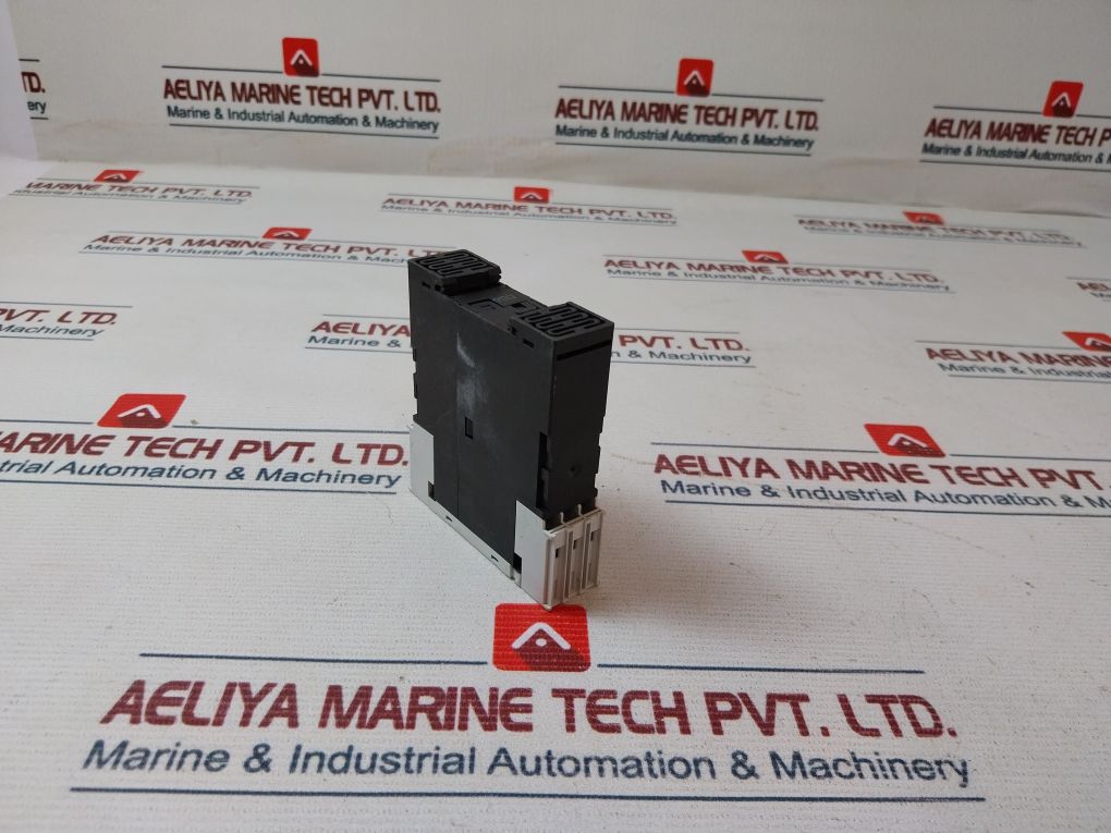 Siemens 3Rn1000-1Am00 Thermistor Motor Protection 300V