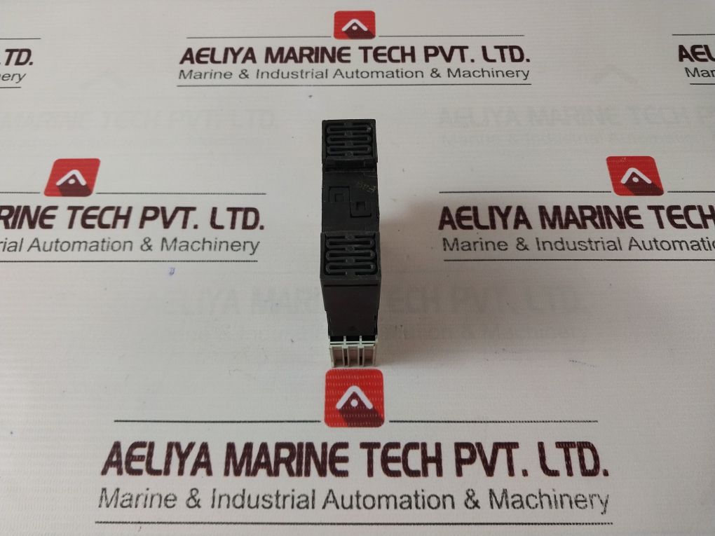 Siemens Sirius 3Rn1010-1Cm00 Thermistor Motor Protection Relay