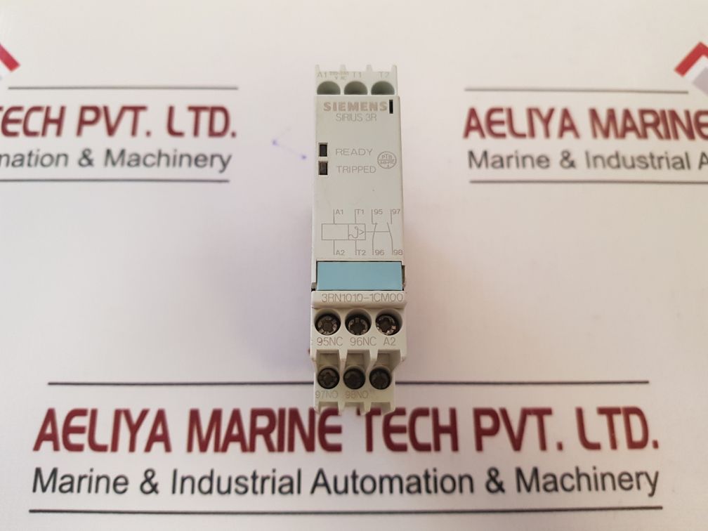 Siemens 3Rn1010-1Cm00 Motor Protection Relay 300V