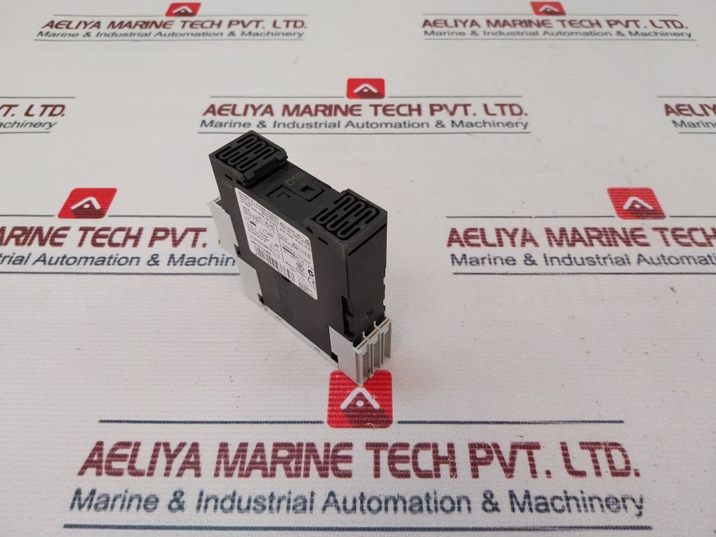 Siemens 3Rn1010-1Cm00 Thermistor Motor Protection Tripping Unit