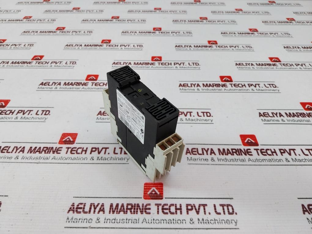 Siemens 3Rn1013-1Bw10 Temperature Monitoring Relay 240Vac