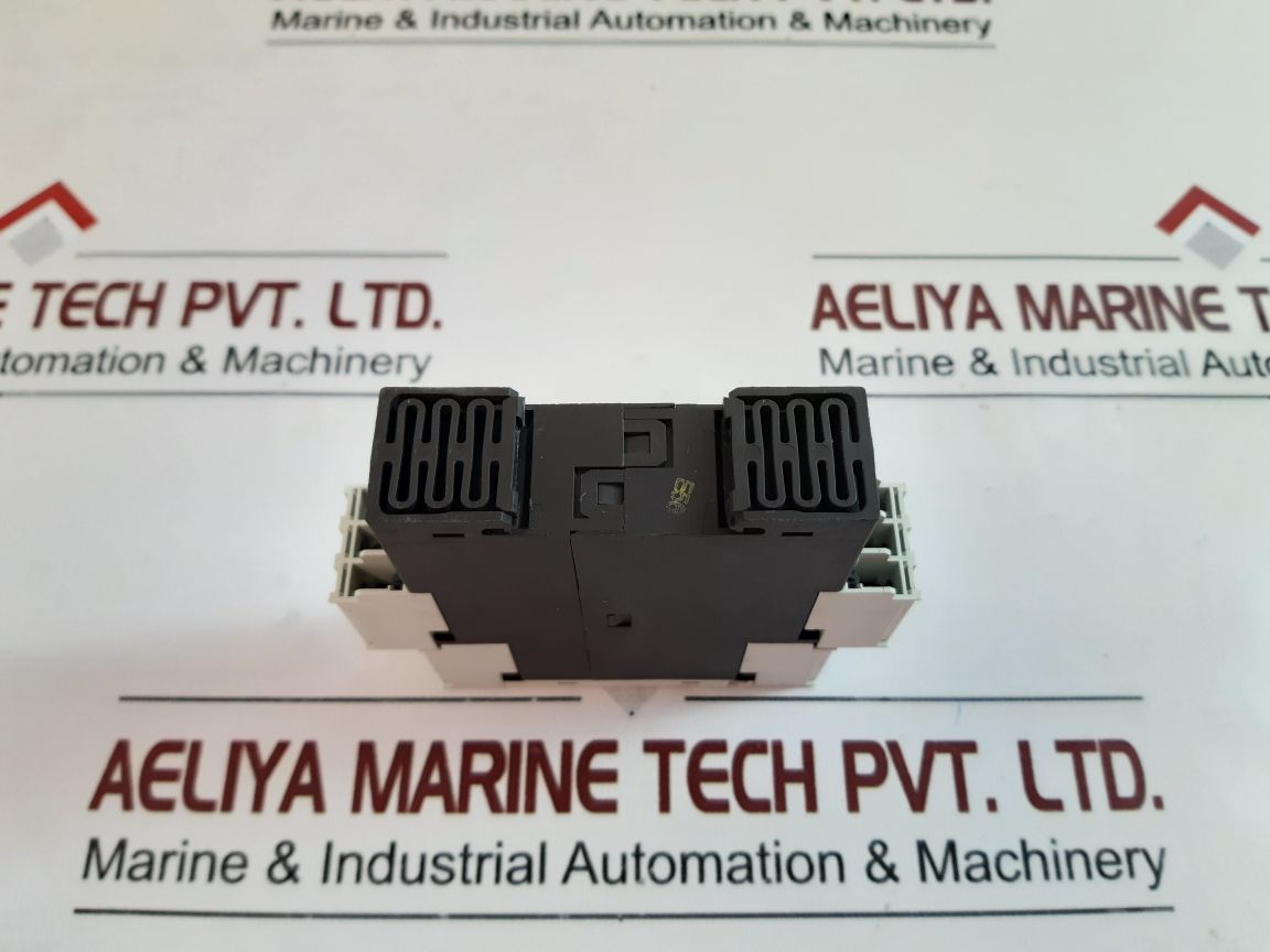 Siemens Sirius 3Rp1505-1Bp30 Time Delay Relay