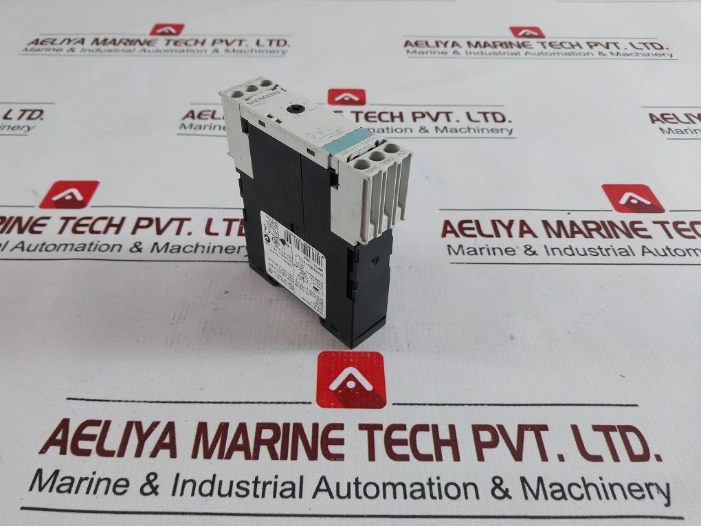 Siemens 3Rp1511-1Ap30 Time Relay 200-240 Vac