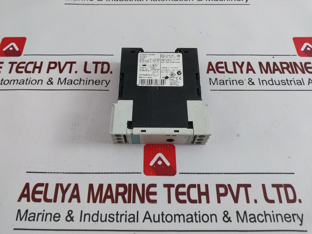 Siemens 3Rp1511-1Ap30 Time Relay 200-240 Vac