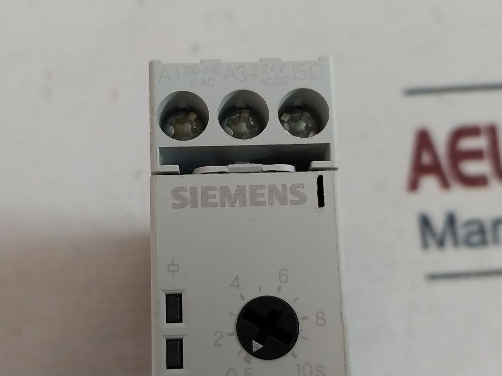 Siemens 3Rp1511-1Ap30 Timing Relay 24V Ac/Dc