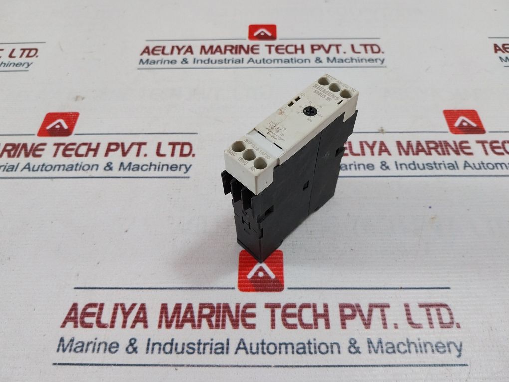Siemens 3Rp1512-1Ap30 Time Relay 300V