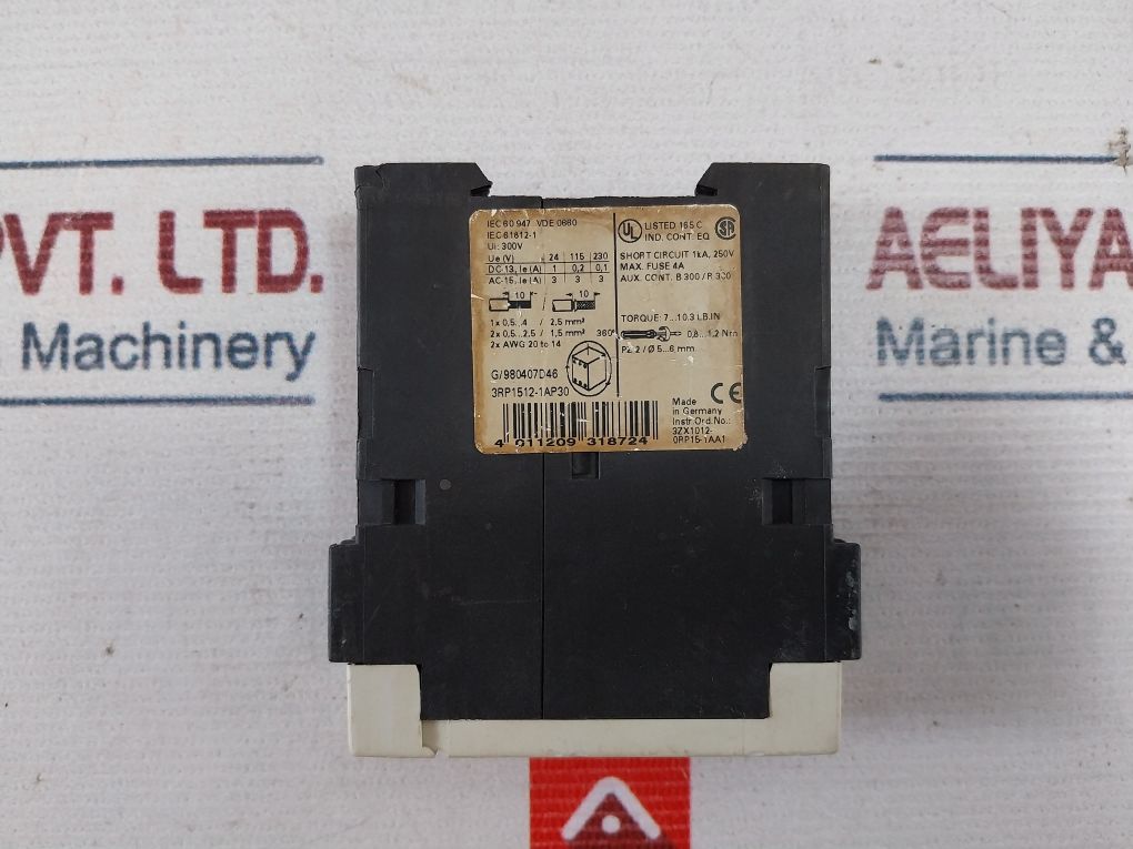 Siemens 3Rp1512-1Ap30 Time Relay 300V