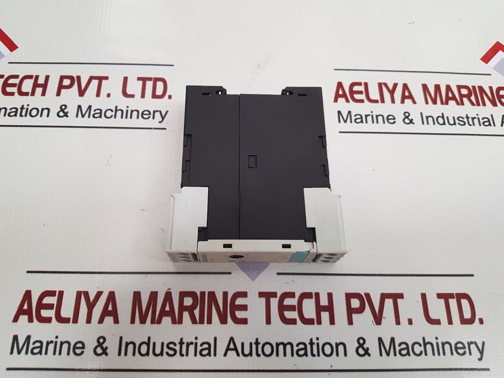 Siemens Sirius 3Rp1513-1Ap30 Time Relay 240Vac