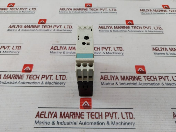 Siemens 3Rp1525-1Ap30 Multifunctional Time Relay 200-240V Ac