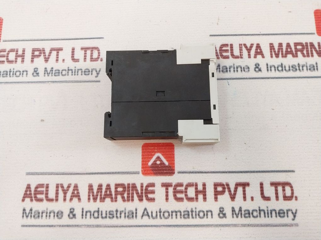 Siemens 3Rp1525-1Ap30 Timer Relay