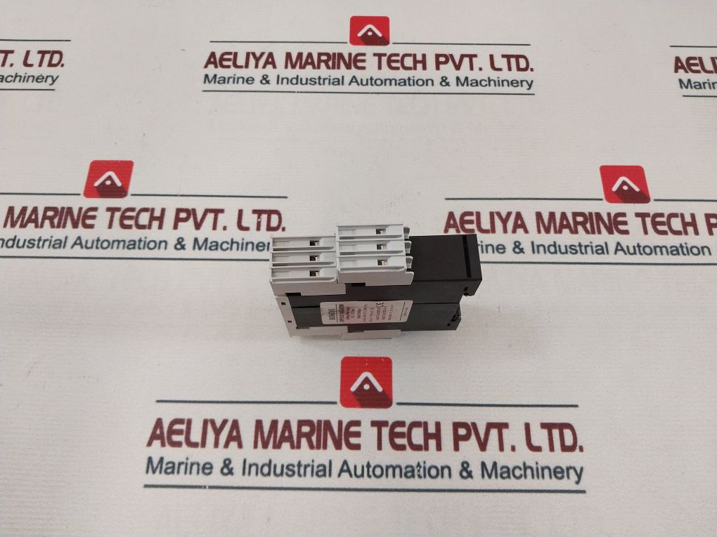 Siemens 3Rp1531-1Aq30 Time Delay Relay 0.5-10 Secs