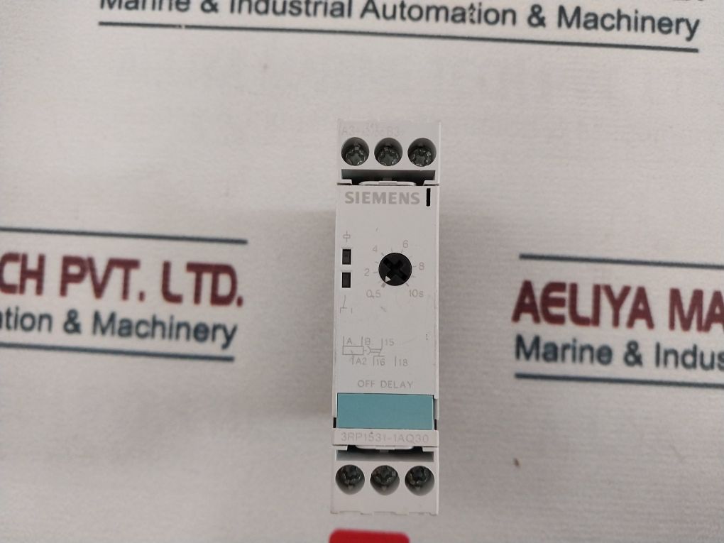 Siemens 3Rp1531-1Aq30 Time Delay Relay 0.5-10 Secs