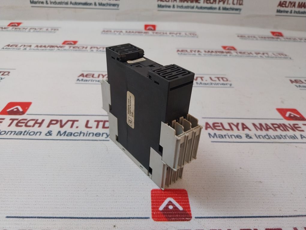 Siemens 3Rp1533-1Ap30 Timing Relay