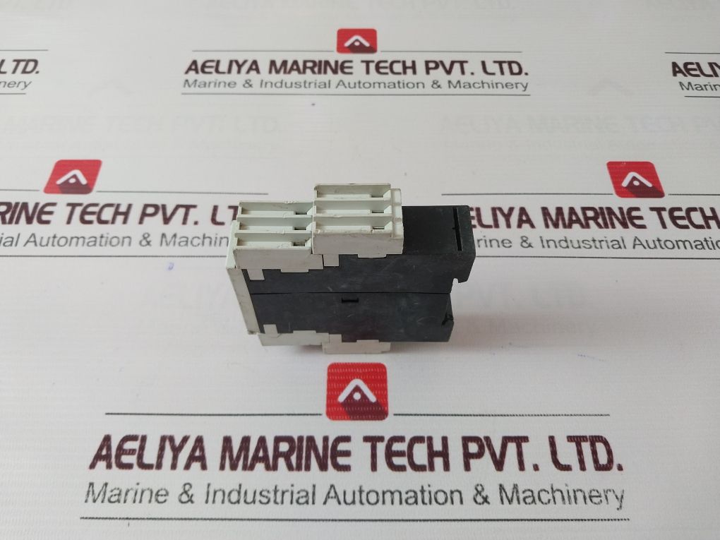 Siemens 3Rp1533-1Aq30 Time Relay 24V Ac/Dc