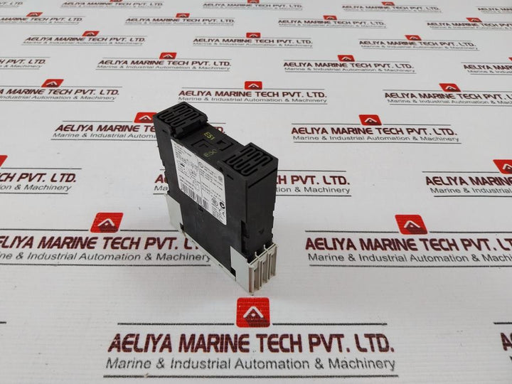 Siemens 3Rp1540-1An30 Simirel Time Relay 300V