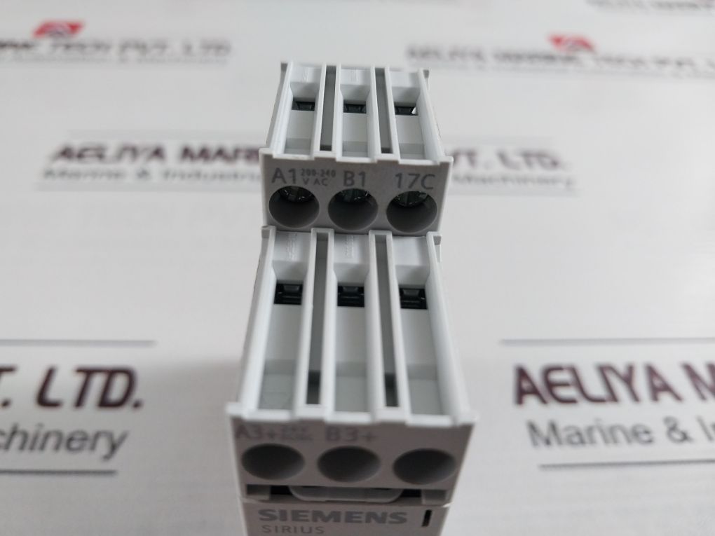 Siemens 3Rp1560-1Sp30 Electronic Time Relay 