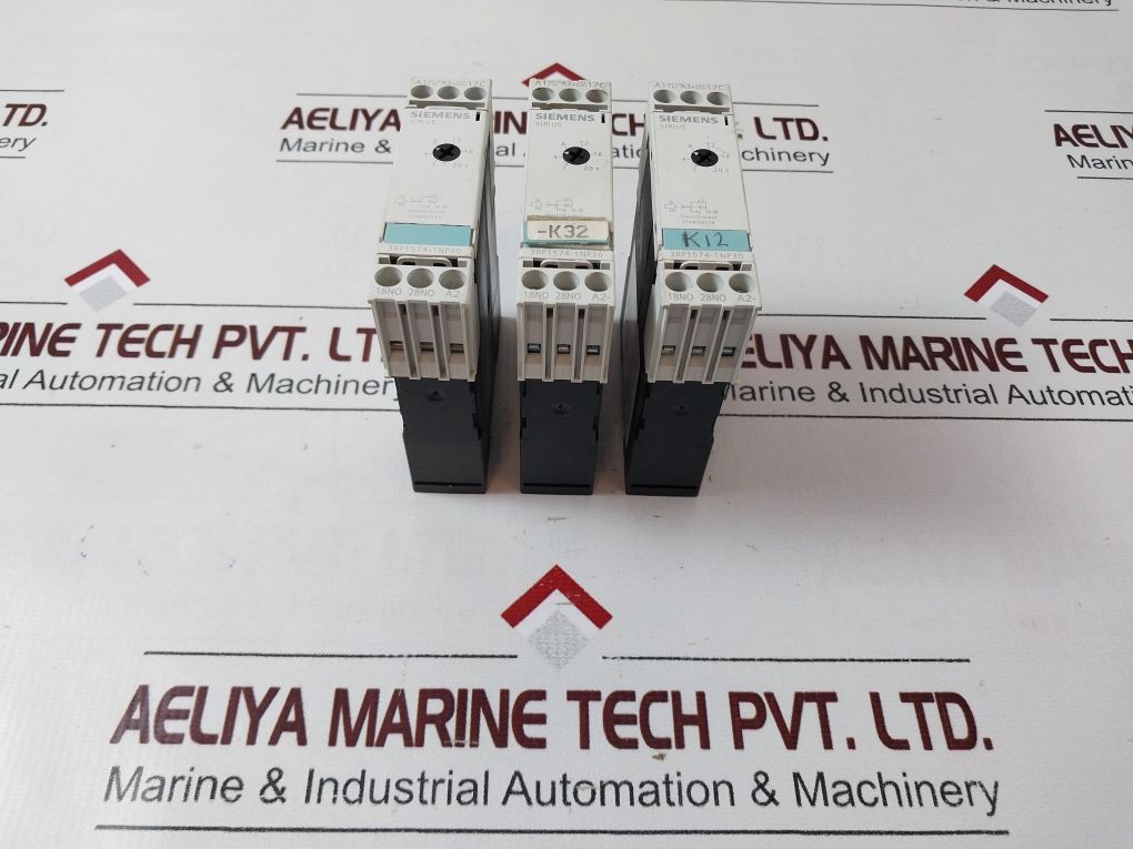 Siemens 3Rp1574-1Np30 Time Relay