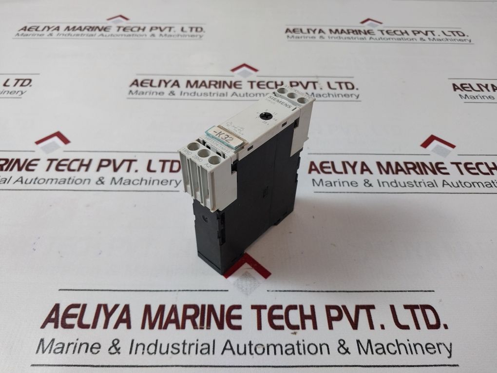 Siemens 3Rp1574-1Np30 Time Relay