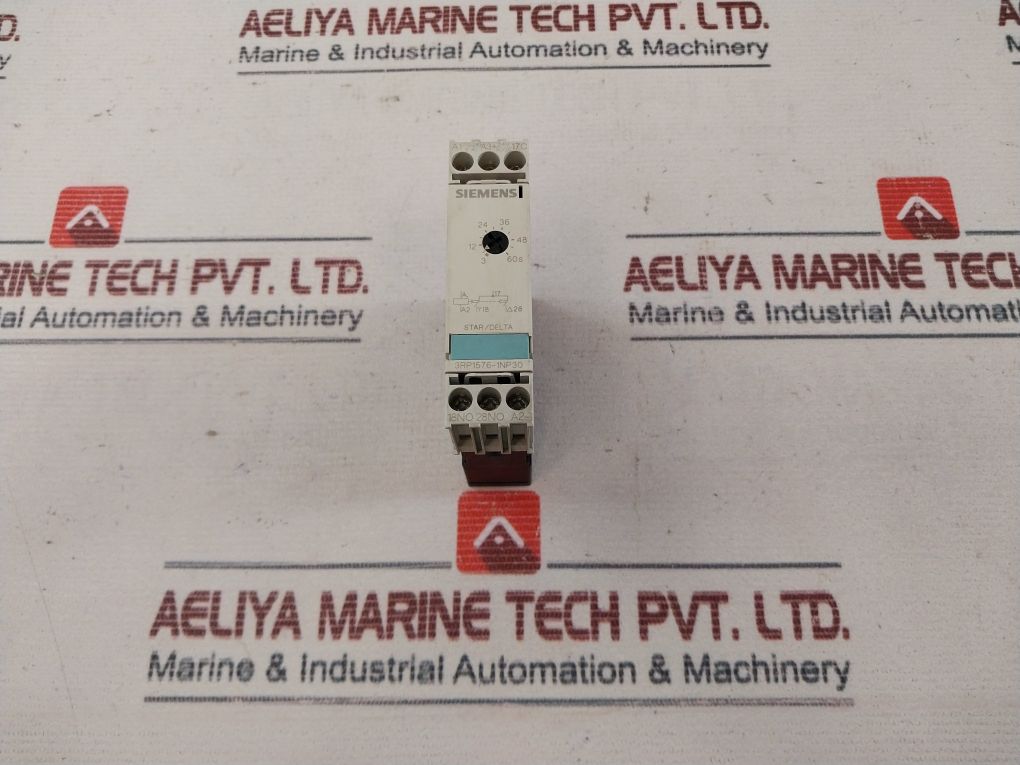 Siemens 3Rp1576-1Np30 Electronic Timer 3-60 Secs