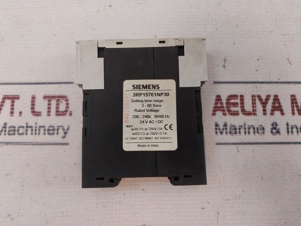 Siemens 3Rp1576-1Np30 Electronic Timer 3-60 Secs