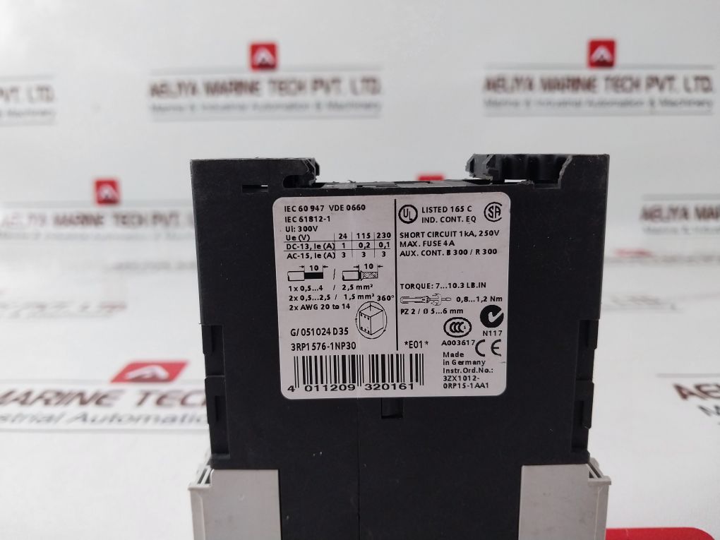 Siemens 3Rp1576-1Np30 Time Relay