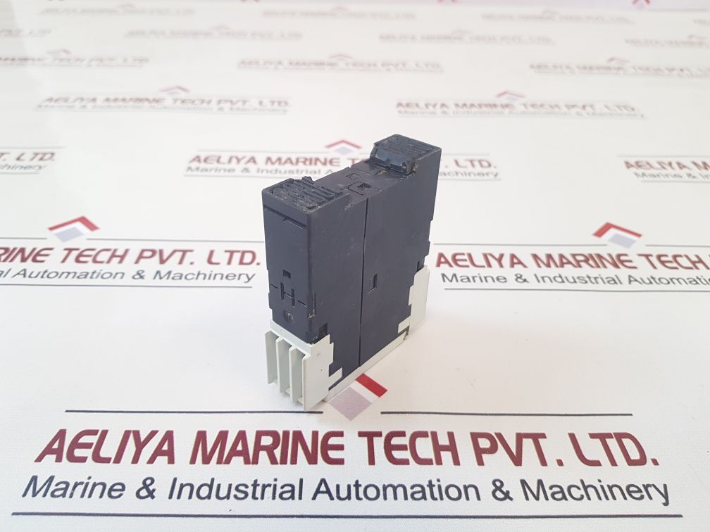 Siemens 3Rp1576-1Nq30 Time Relay