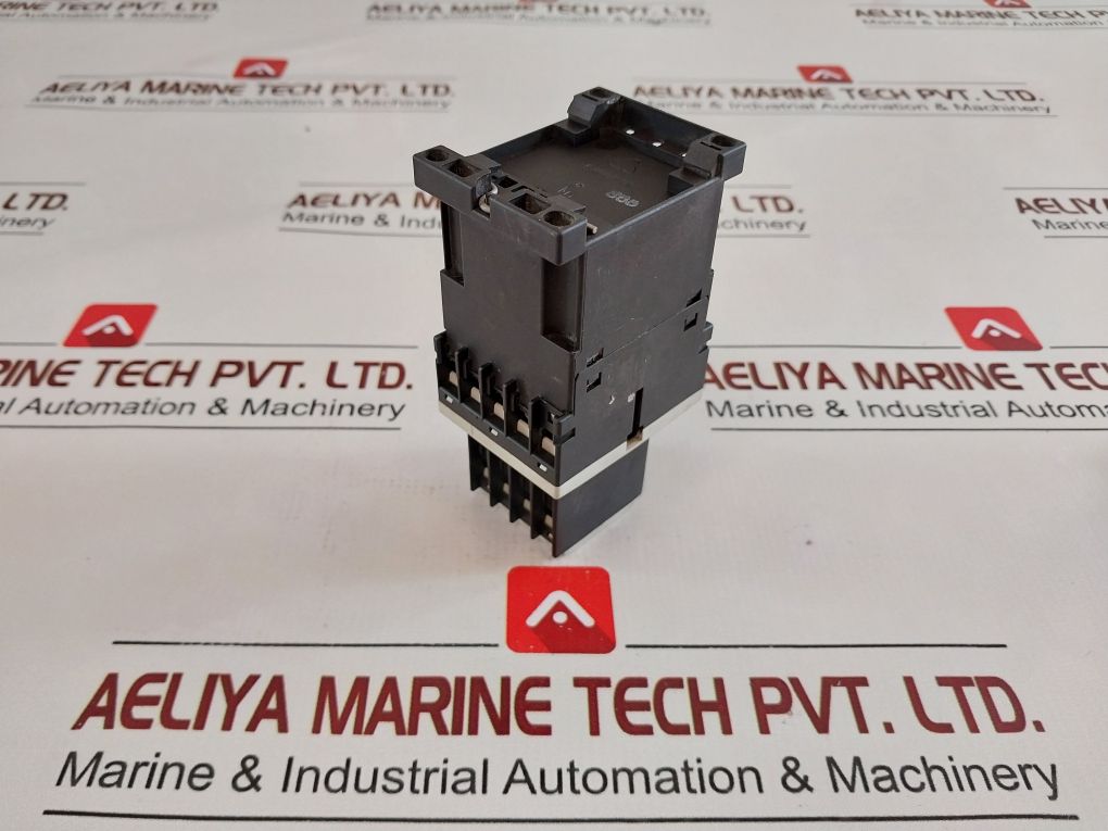 Siemens 3Rt1015-1Ab01 Contactor With 3Rh1911-1Fa22 Auxiliary Contact