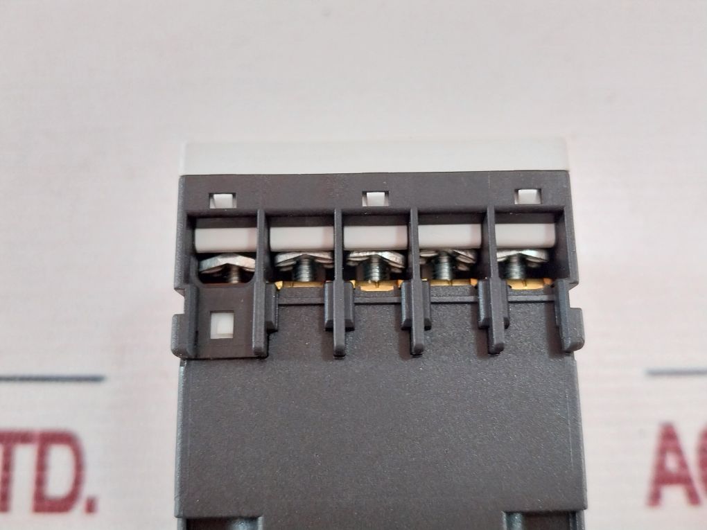 Siemens 3Rt1016-1Ap01 Contactor 22A