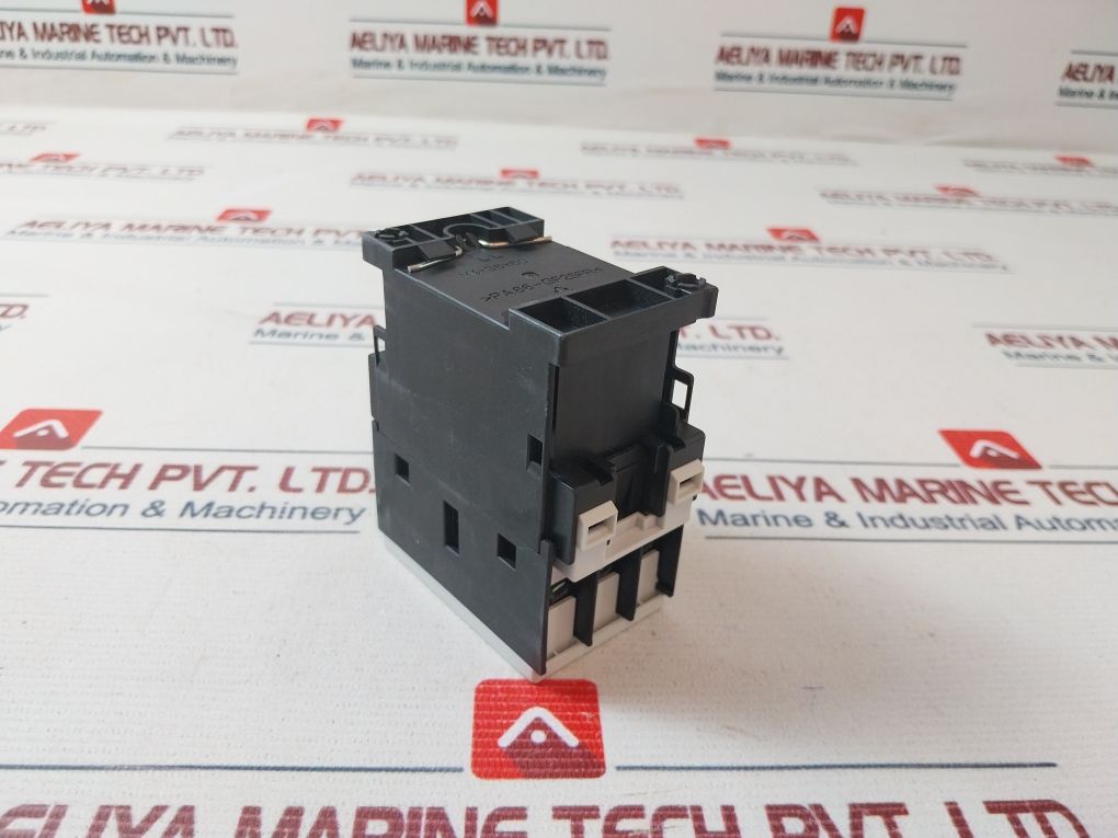 Siemens 3Rt1025-1Ac20 Power Contactor