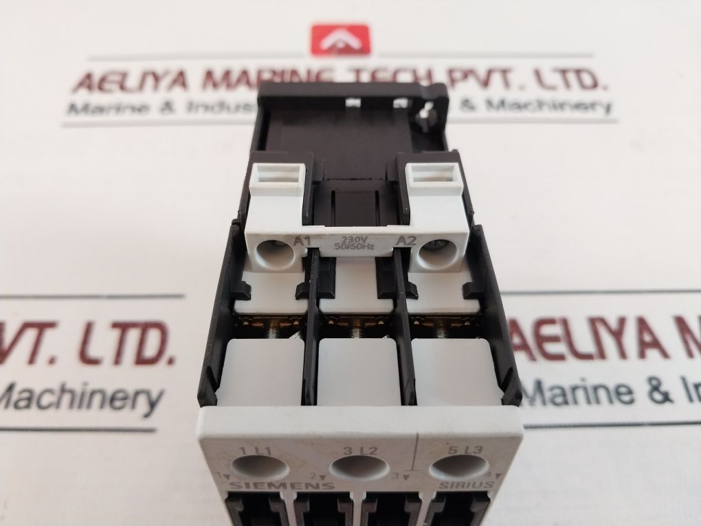 Siemens 3Rt1026-1A..0 Contactor 50/60Hz