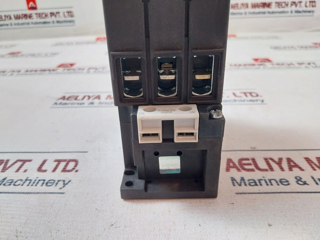 Siemens 3Rt1034-1An20 Power Contactor 45A 600V Ac