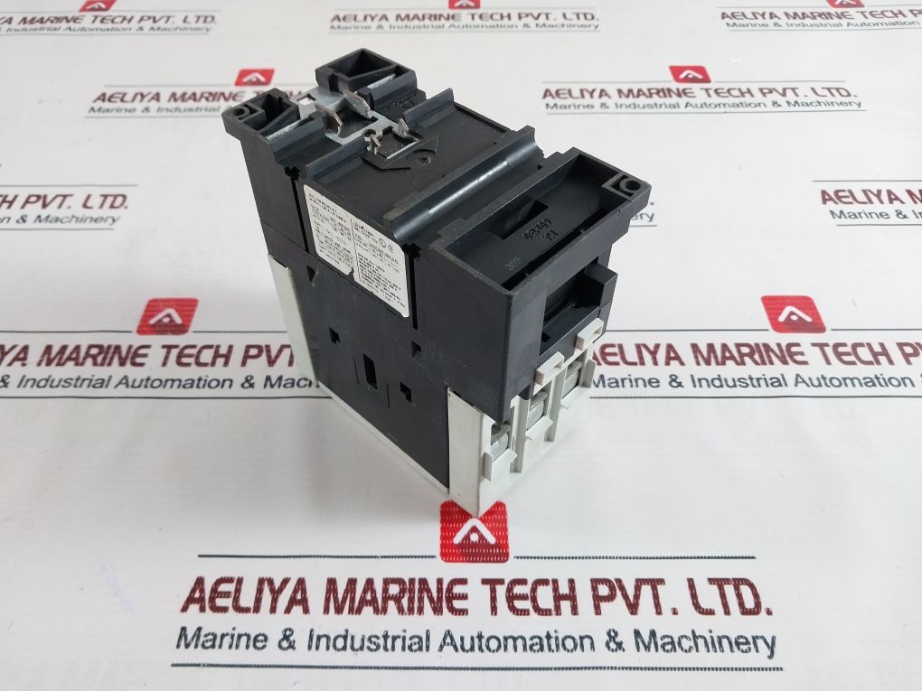 Siemens Sirius 3Rt1 046-1Ak60 Contactor 1000 V