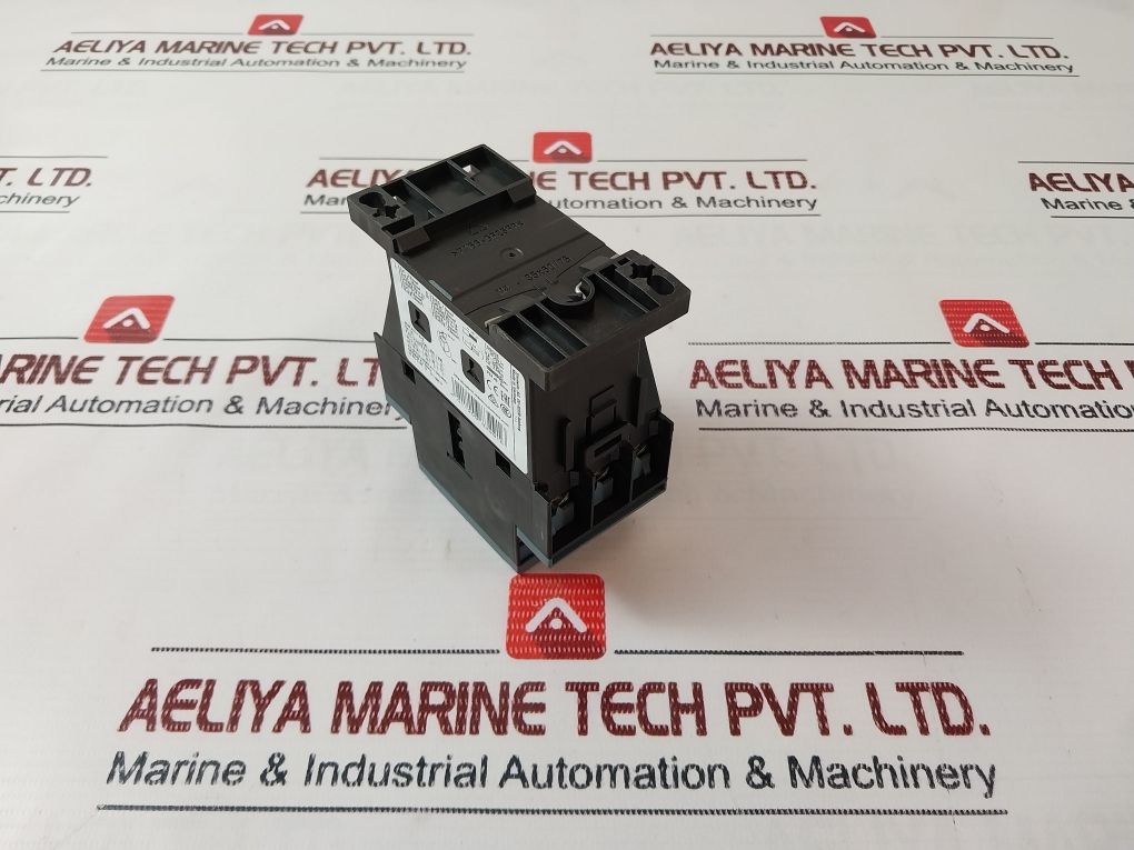 Siemens 3Rt20261Ag20 Contactor 110V 50/60Hz 35A 600 Vac