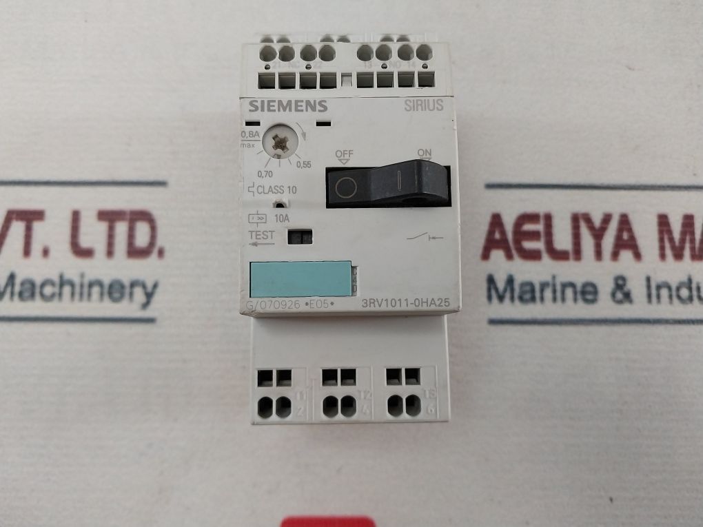 Siemens 3Rv1011-0Ha25 Circuit Breaker