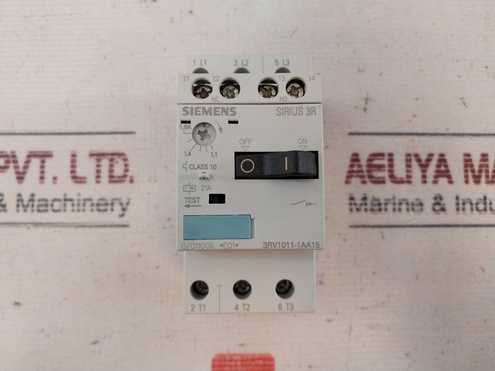 Siemens 3Rv1011-1Aa15 Circuit Breaker