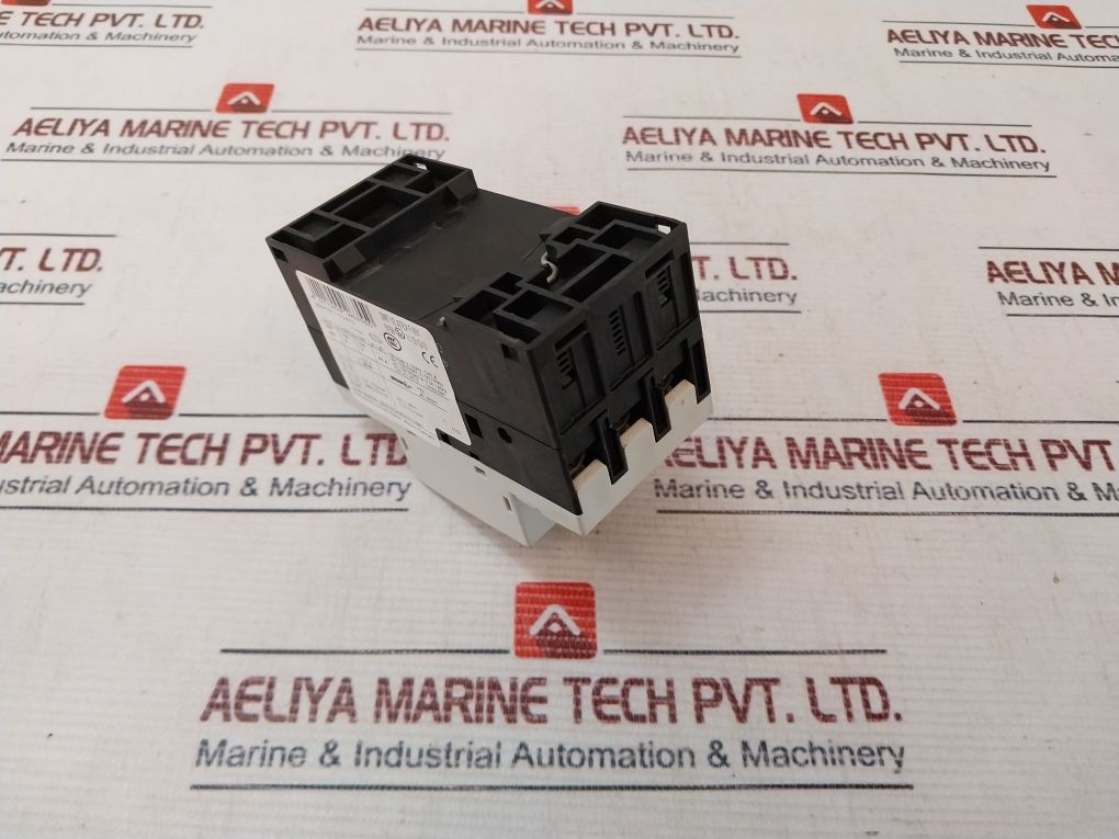 Siemens 3Rv1011-1Da10 Sirius Motor Protection Circuit Breaker 2.2-3.2A