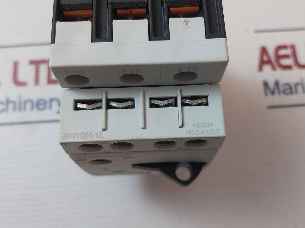 Siemens 3Rv1011-1Ea10 Circuit Breaker 2.8-4A