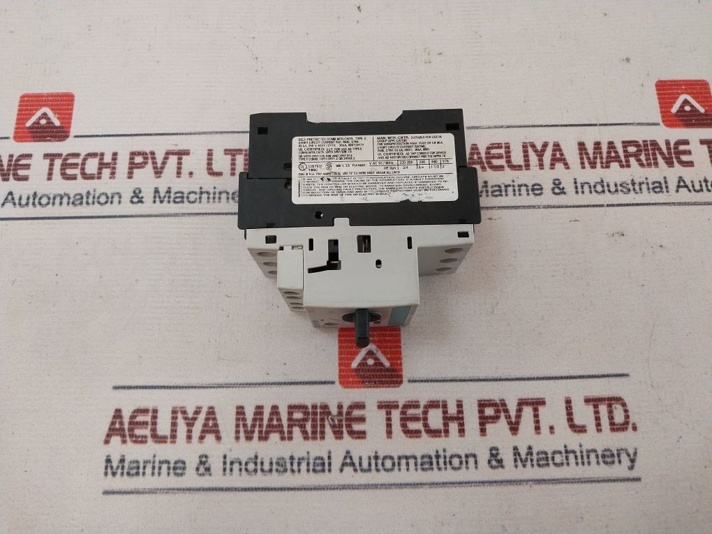 Siemens 3Rv1021-1Ca15 Protection Motor Switch 50/60 Hz