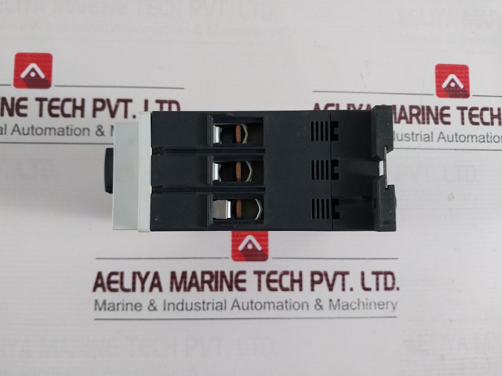 Siemens 3Rv1031-4Fa10, 3 Pole Circuit Breaker