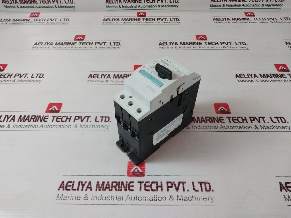 Siemens 3Rv1031-4Ha10 Circuit Breaker 650A 600V