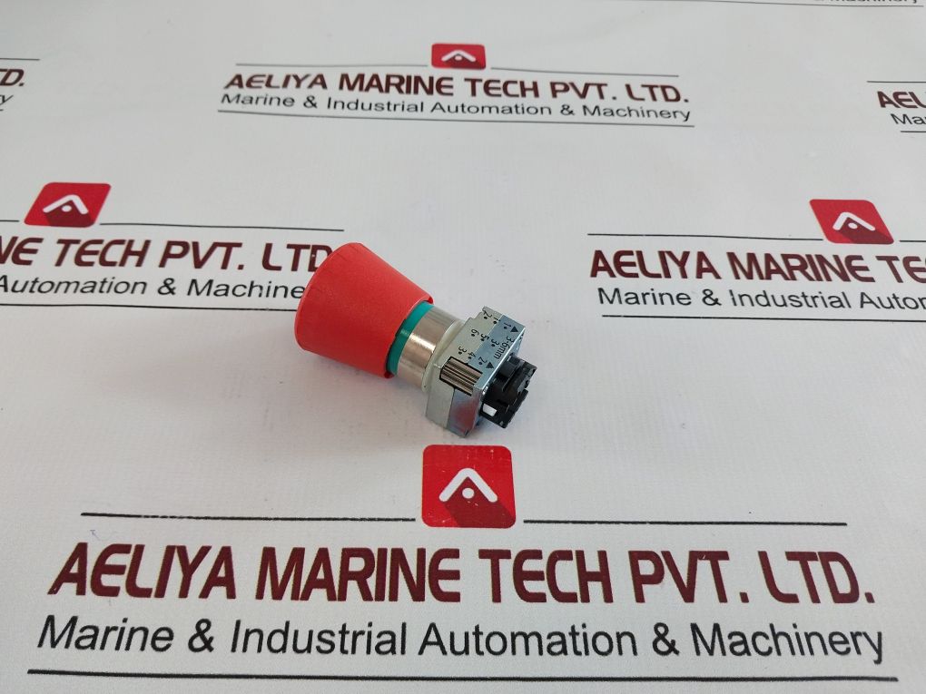 Siemens 3Sb3400-0C Contact Block With Push Button