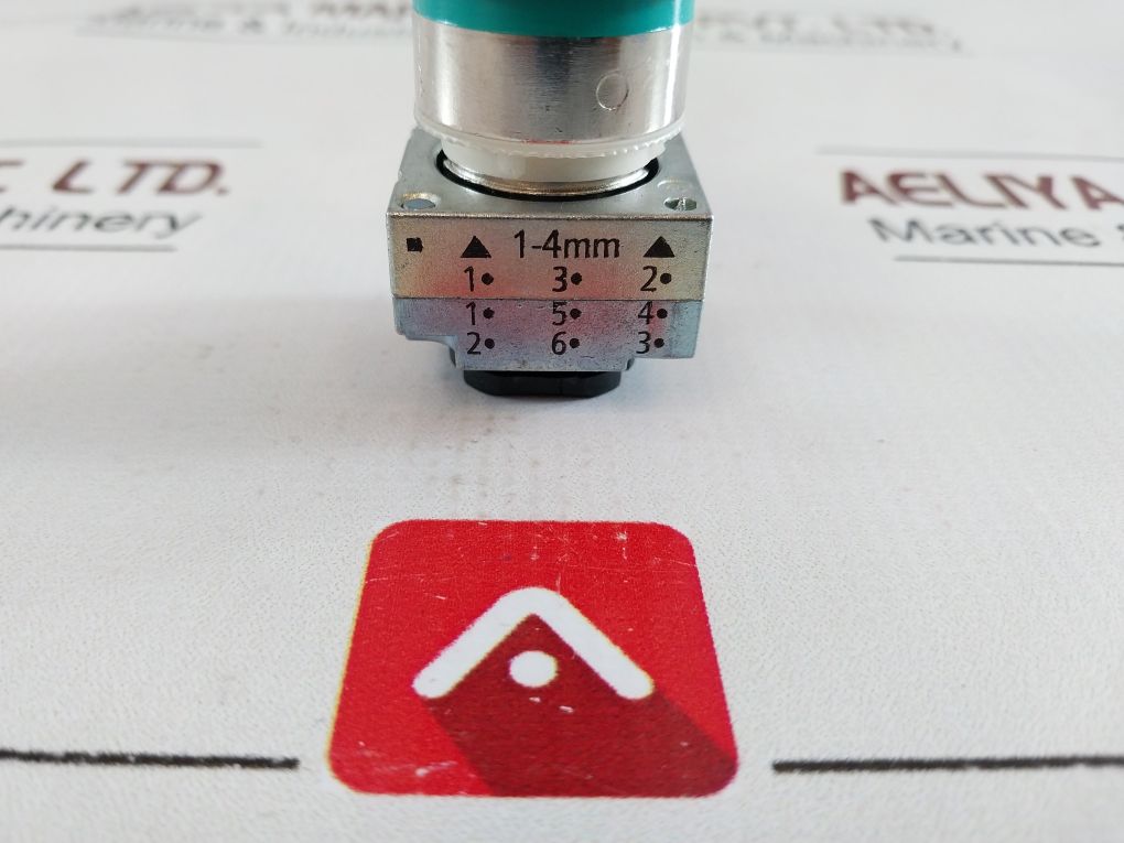 Siemens 3Sb3400-0C Contact Block With Push Button
