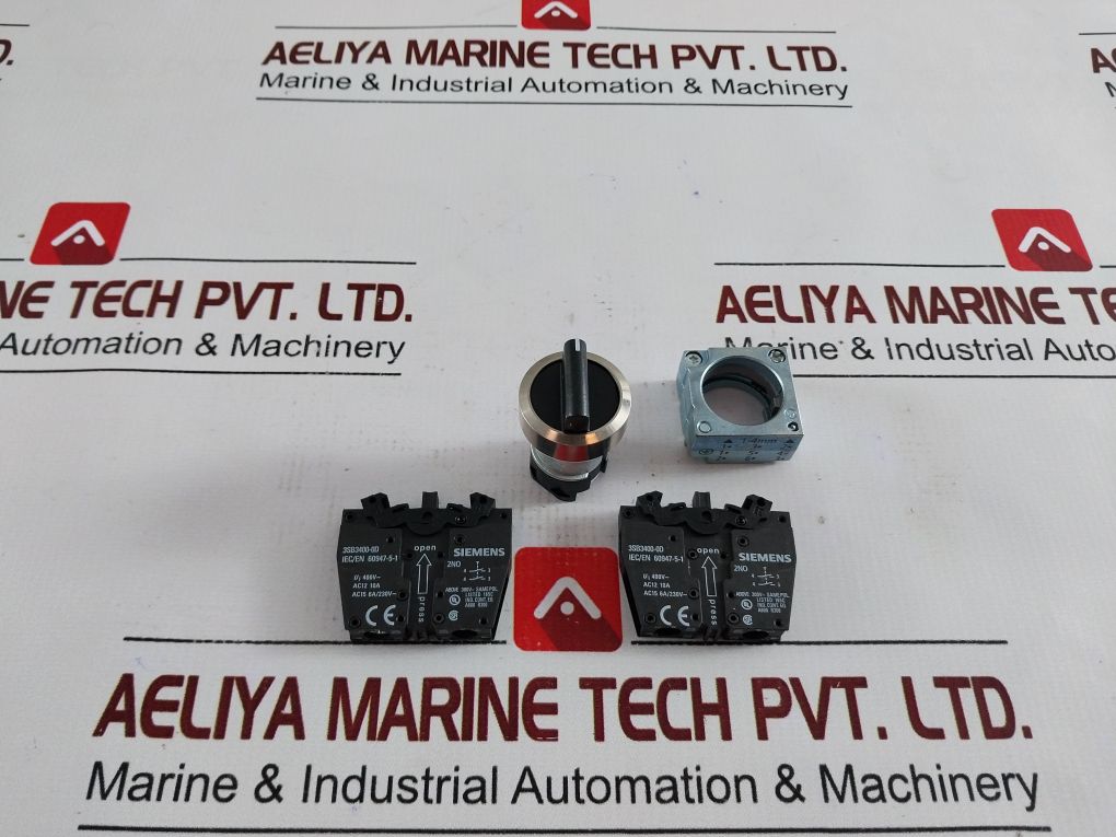 Siemens 3Sb3400-0D Selector Switch With Contact Block Set