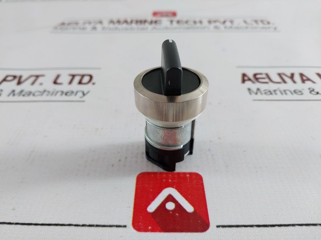 Siemens 3Sb3400-0D Selector Switch With Contact Block Set