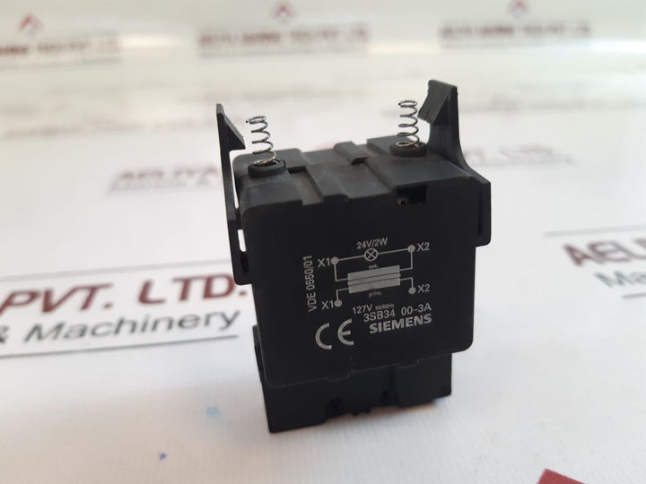 Siemens 3Sb34 00-3A ActuatorIndicator On Lamp Holder