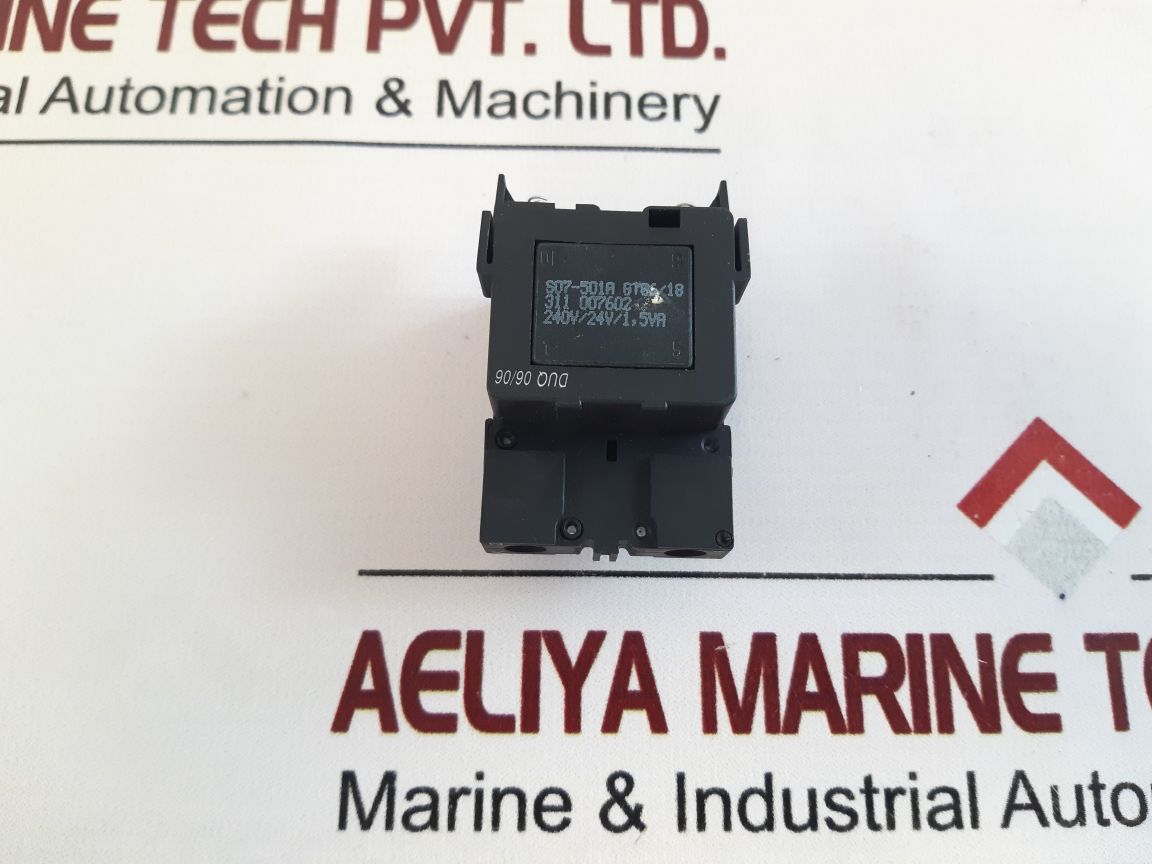 Siemens 3Sb3400-3C Actuator/Indicator Lamp Transformer